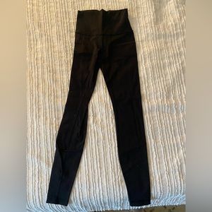 Lululemon Black Mid-Rise Leggings
